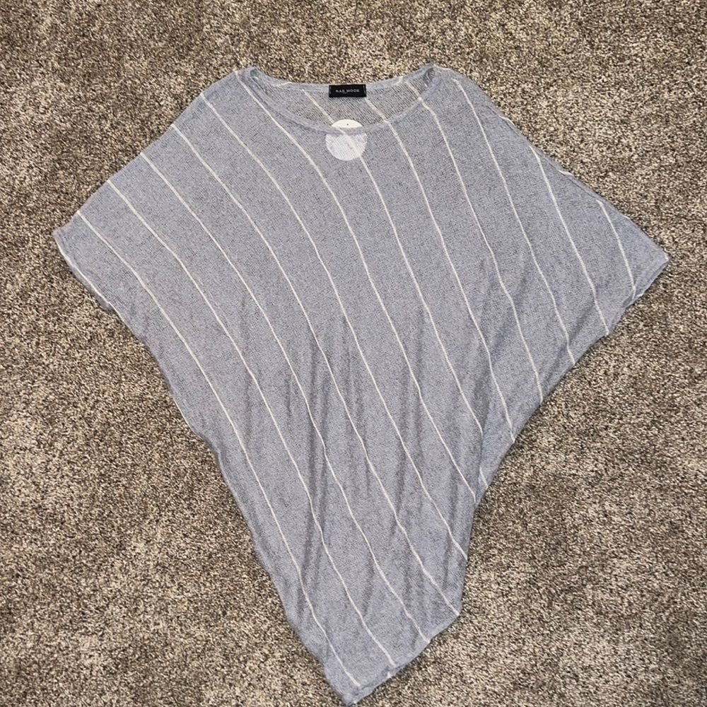 Women’s Get Gorgeous Poncho Look-alike Grey/Purple Short Sleeved Top